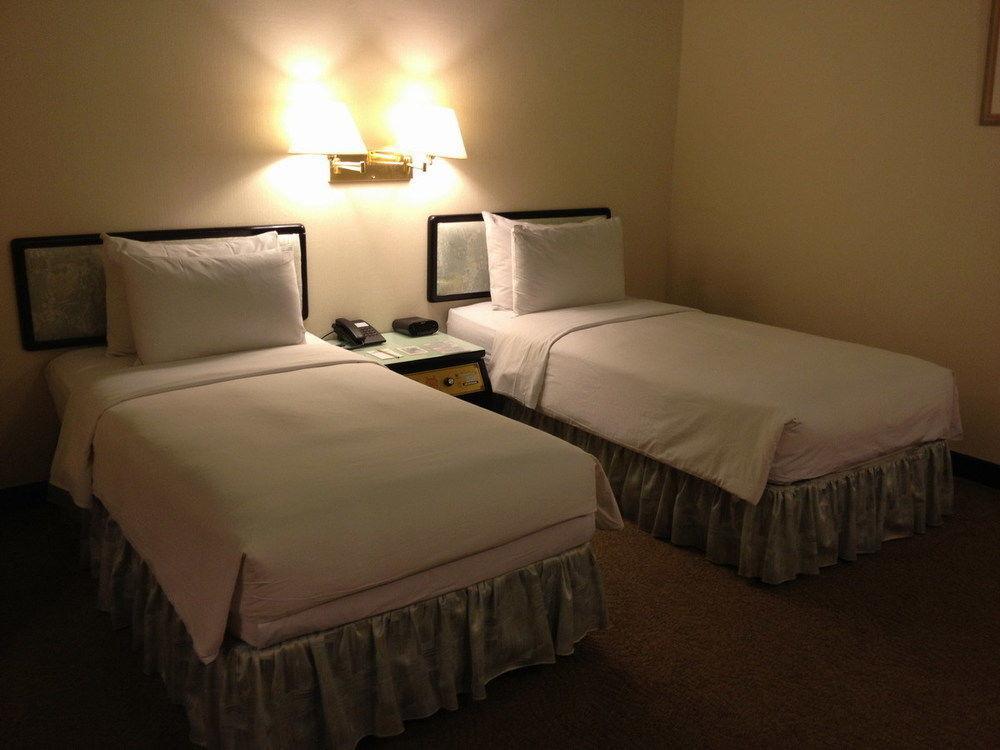 The Premier Hotel Đài Nam Ngoại thất bức ảnh