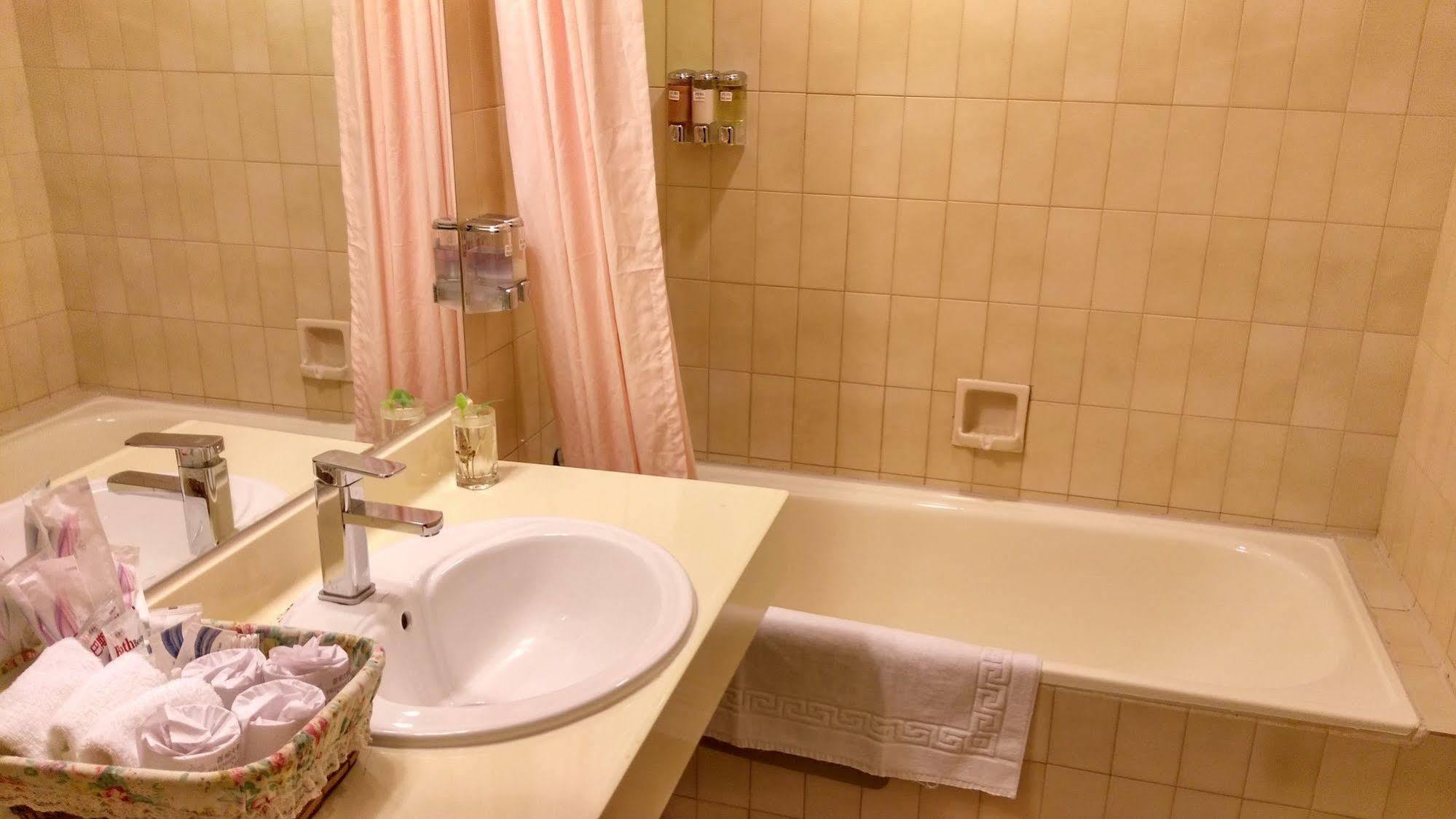 The Premier Hotel Đài Nam Ngoại thất bức ảnh